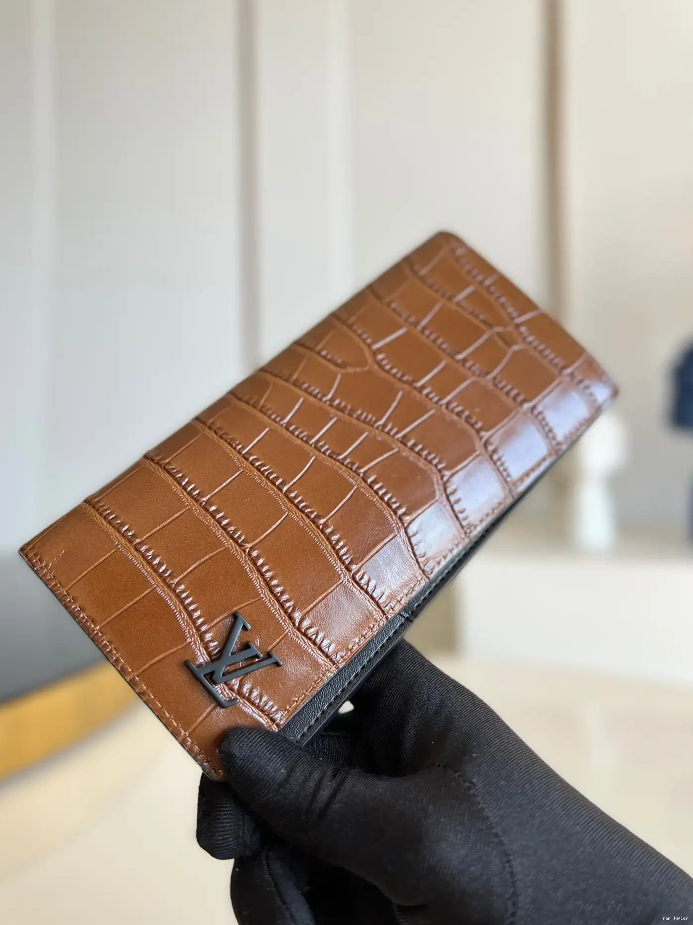 Cheap WALLET VUITTON LOUIS BRAZZA 0511